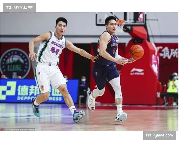 深圳力克上海稳固前四 团队篮板优势成取胜之钥